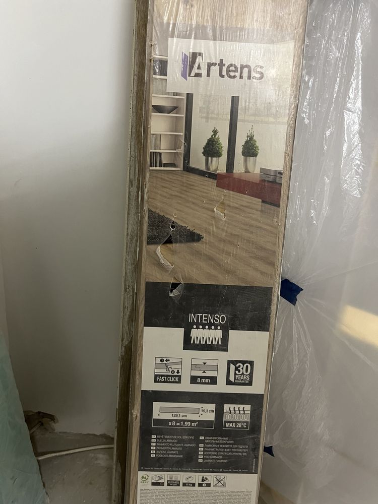 Panele podłogowe laminowane wodoodporne Aberdeen AC5 8 mm Artens