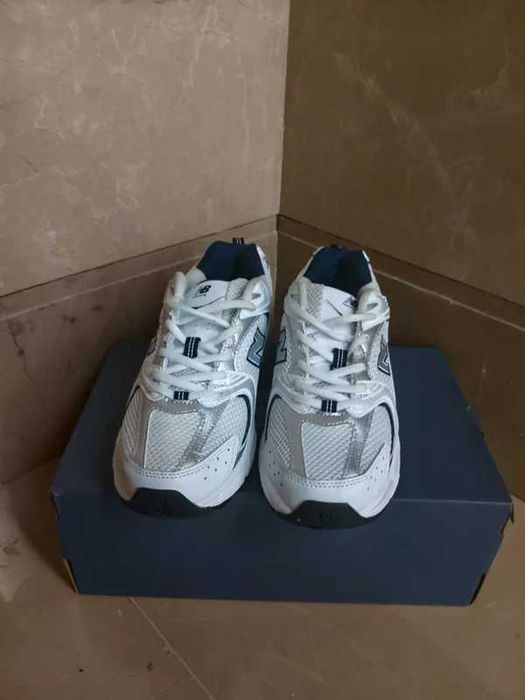 ButyNew Balance 530 White_Trampki_rozmiar.38