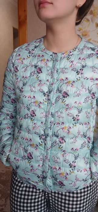 Куртка весняна голуба