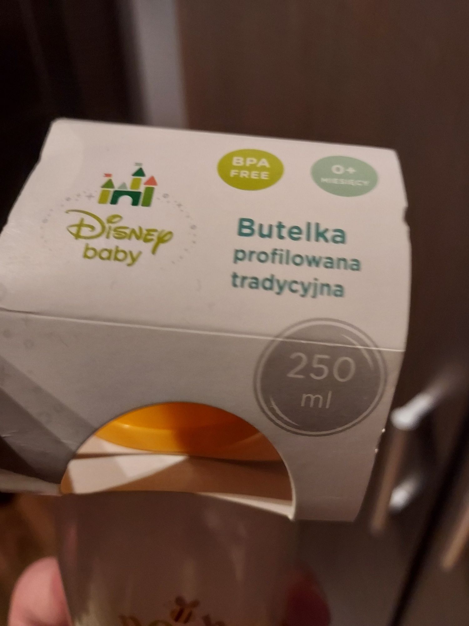 Butelka plastikowa z Kubusiem Puchatkiem Disney