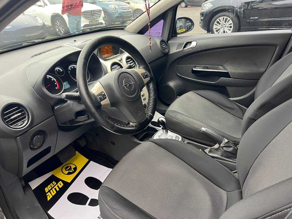 Opel Corsa 2008 року