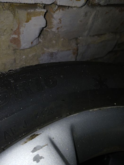 Opony  zimowe  205/55/16