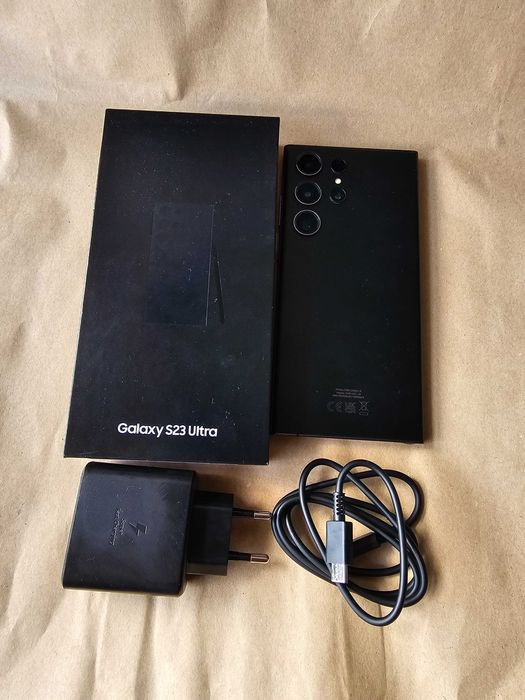 Samsung S23ultra 256gb.  Ótimo estado.