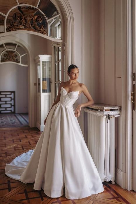 Весільна сукня Wona Dove 2025 року