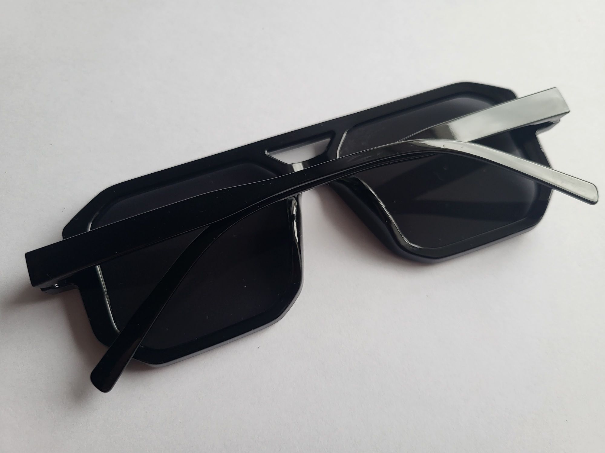 Nowe okulary przeciwsłoneczne damskie męskie