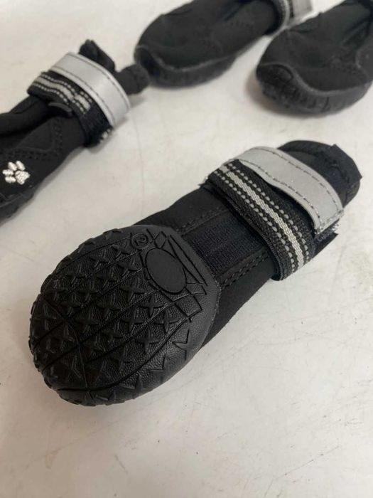 Buty zimowe dla psa czarne 4,6X6 CM antypoślizgowe 4 sztuki