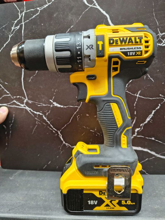 Berbequim E baterias Dewalt