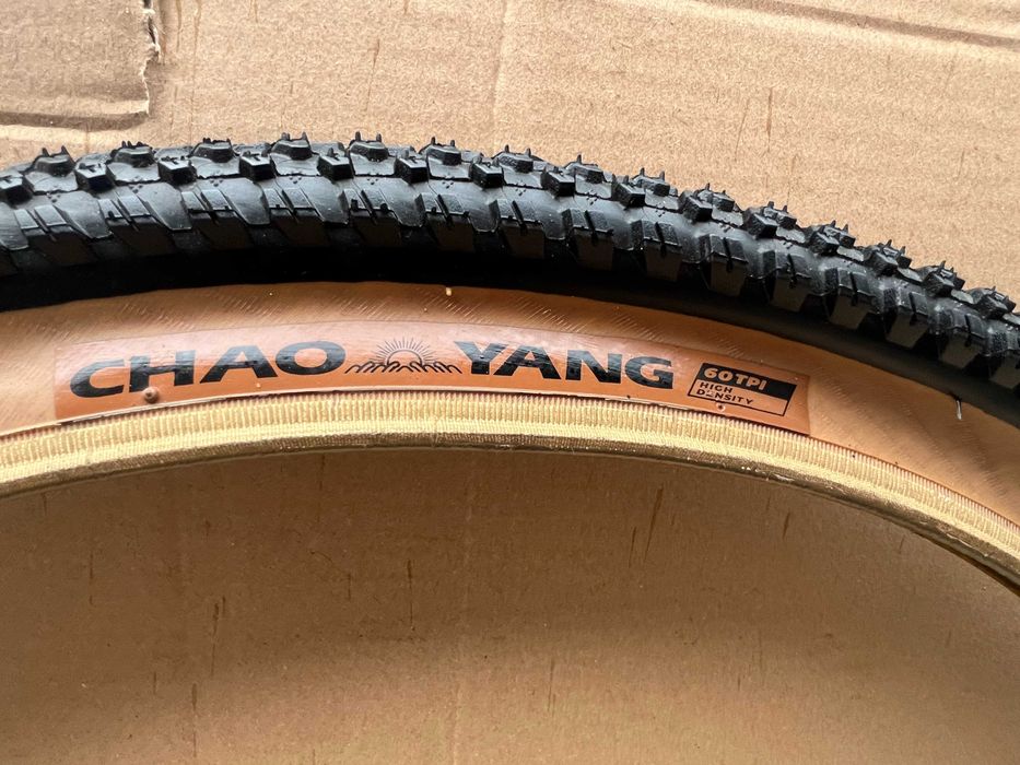 Opona 26" CHAO YANG 47-559 GRAVEL MTB NOWA 26x1,95"  Brązowy bok