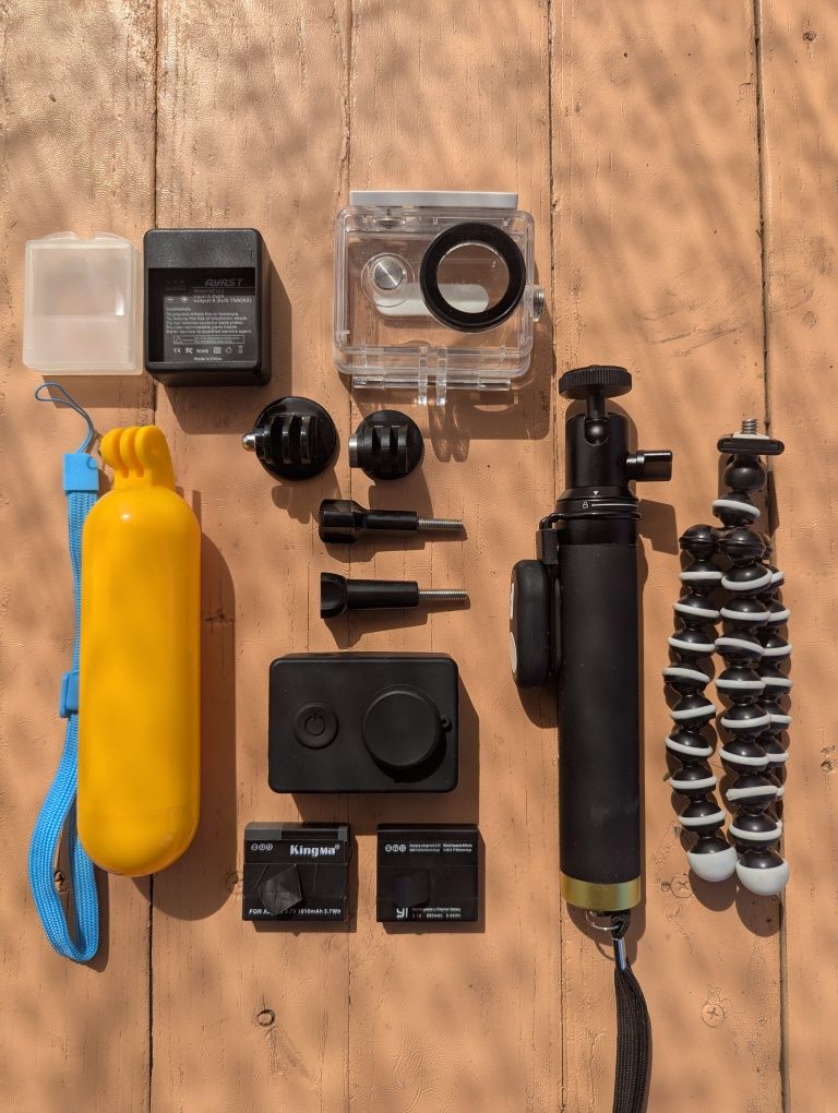 Продам xiaomi yi action camera