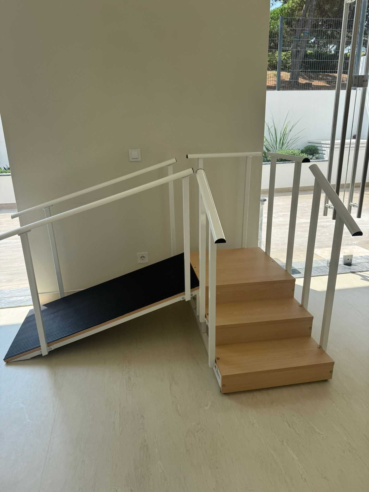 Escada com Rampa - Equipamento de Reabilitação