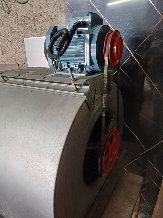 Ventilador extrator 17000 m3h