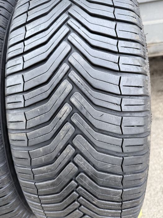 225-60-R18 Michelin. Всесезонка. Склад резини.