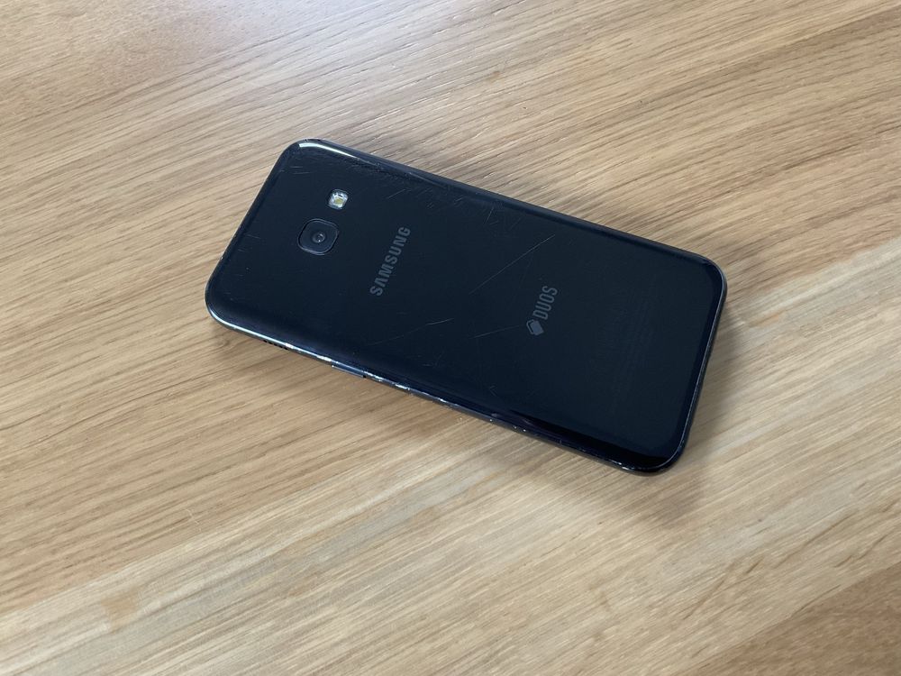 SAMSUNG Galaxy A3 (2017) smartfon, telefon