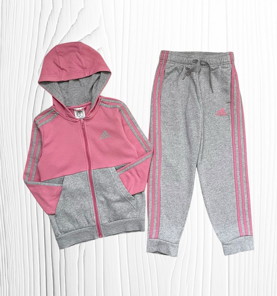 Теплий спортивний костюм Adidas оригінал 7/8 років 128 см