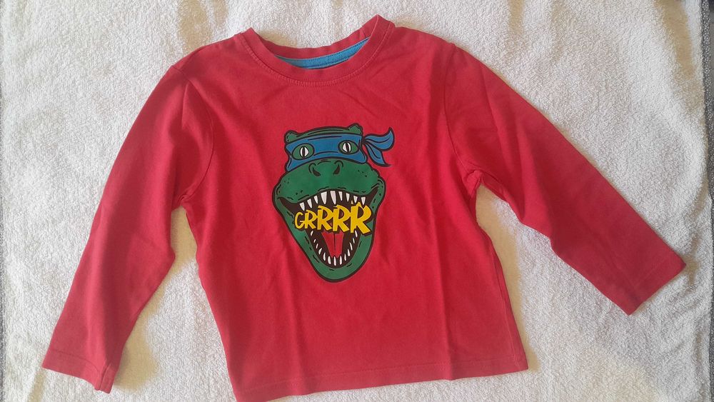 Roupa e conjuntos criança