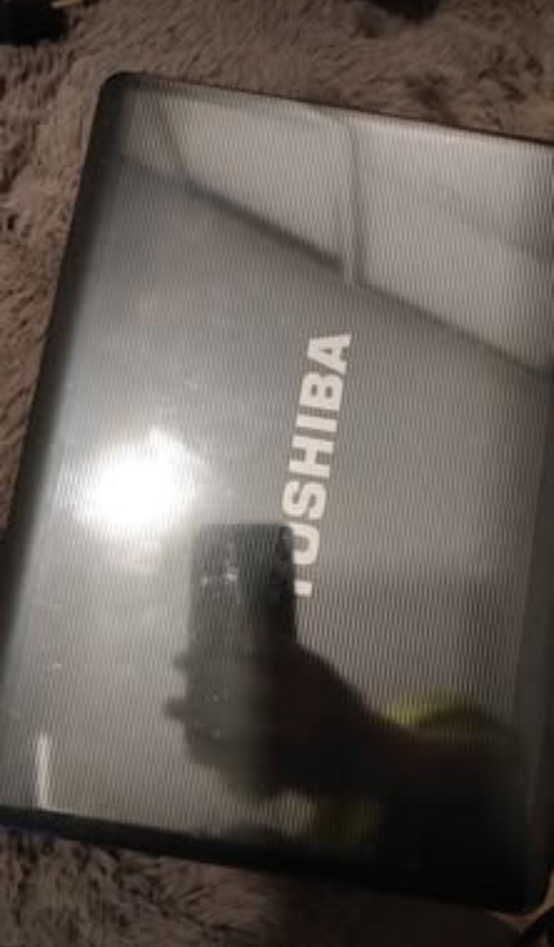 Sprzedam 7 starych laptopów