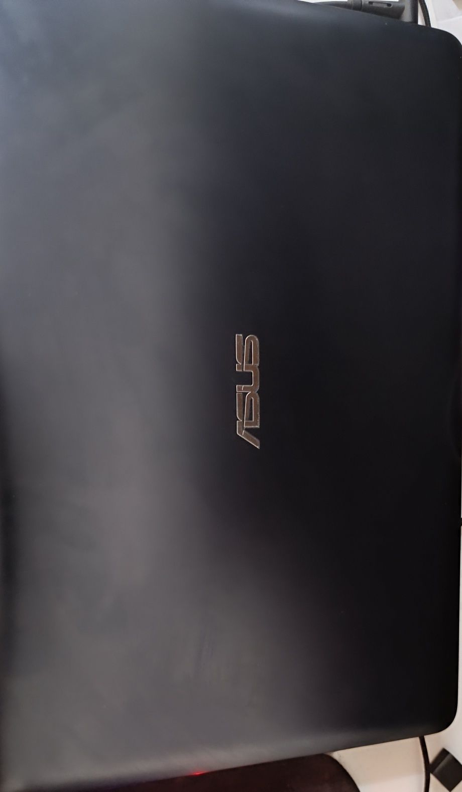 Laptop Asus K501LX