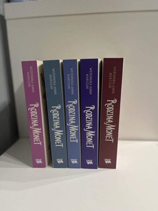 Ksiazki Rodzina Monet 5 czesci