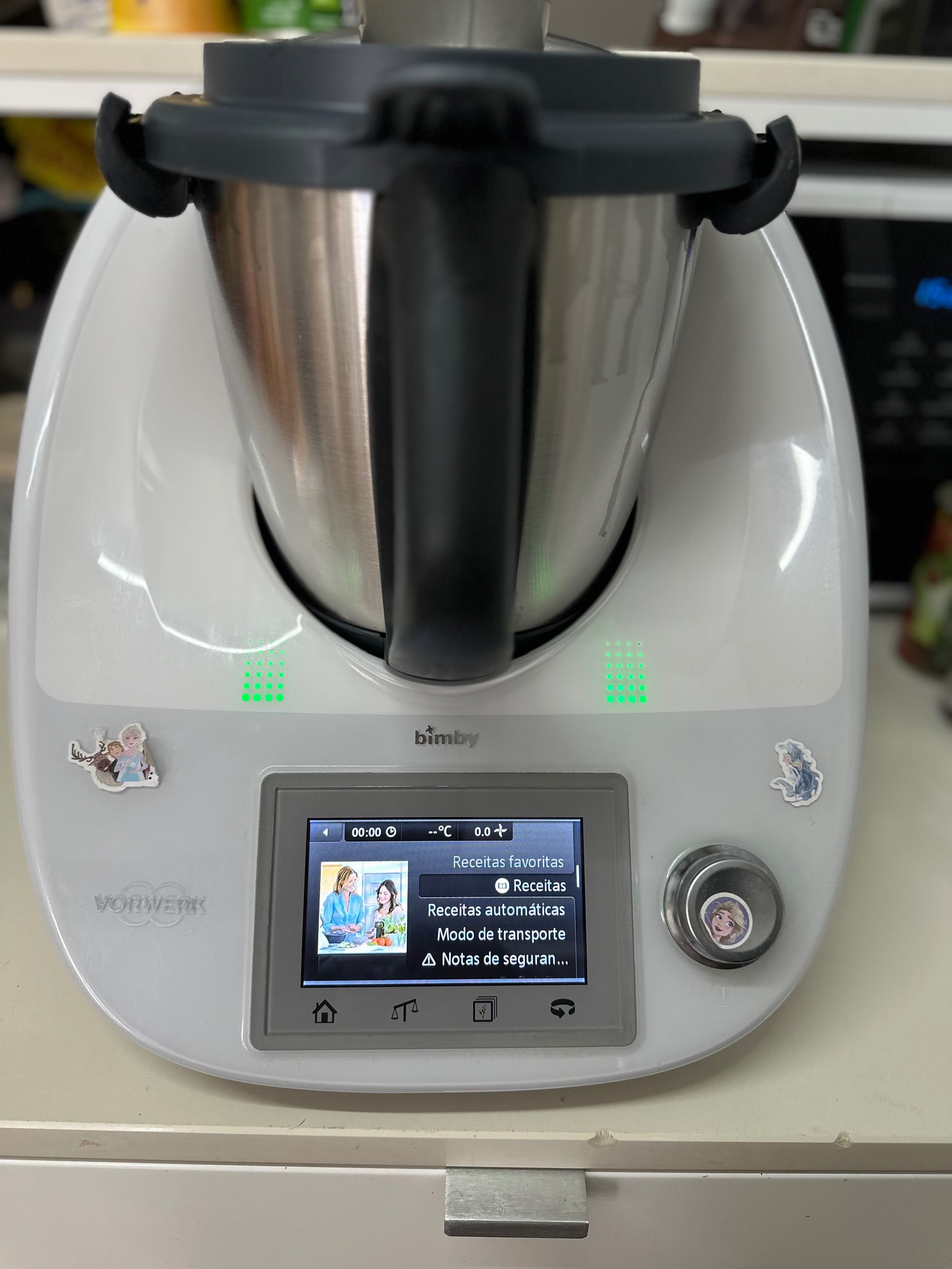 Vendo bimby TM5, super bem estimada