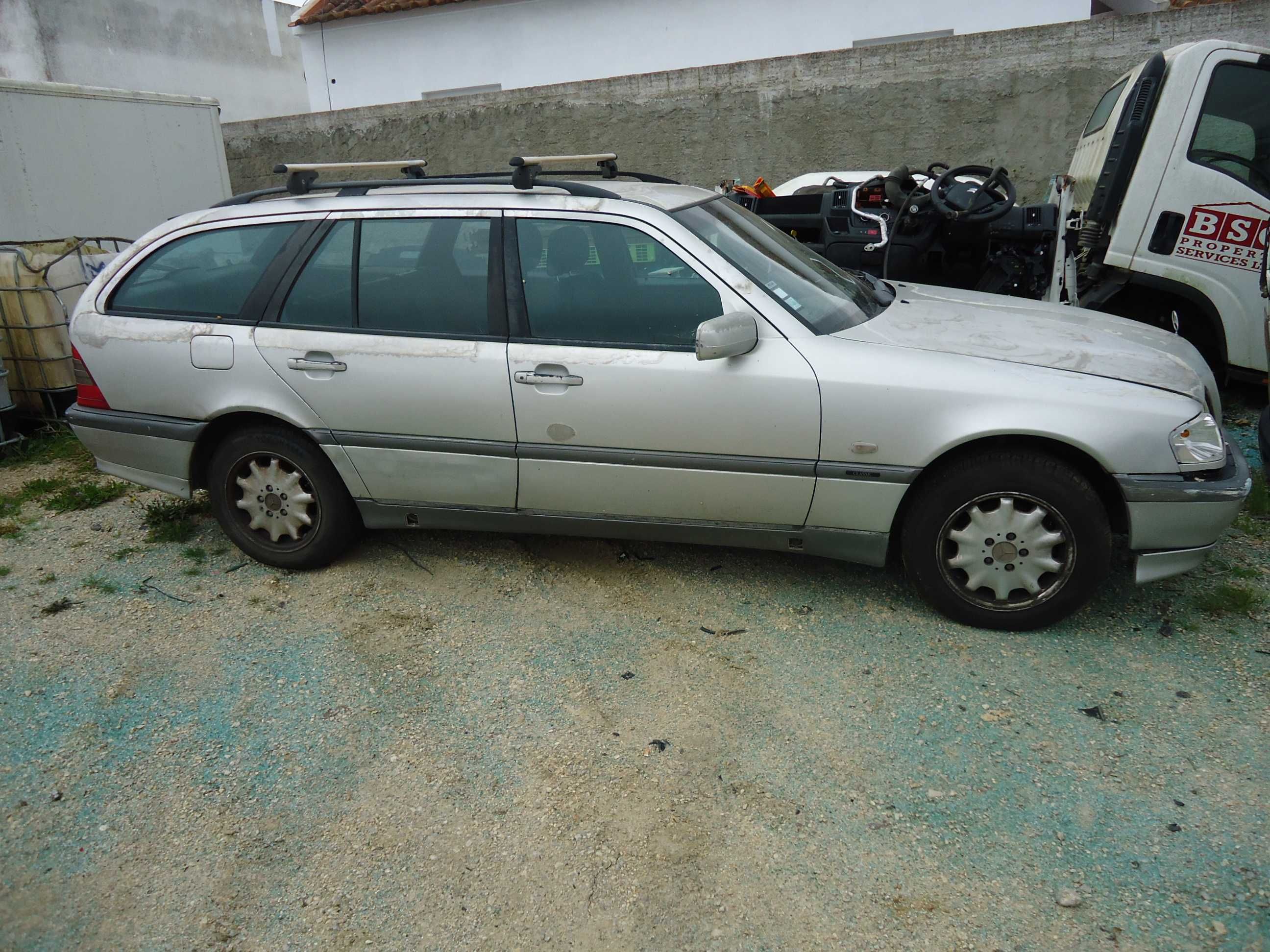 Mercedes C 220 cdi 125cv Station de 1999, só ás peças