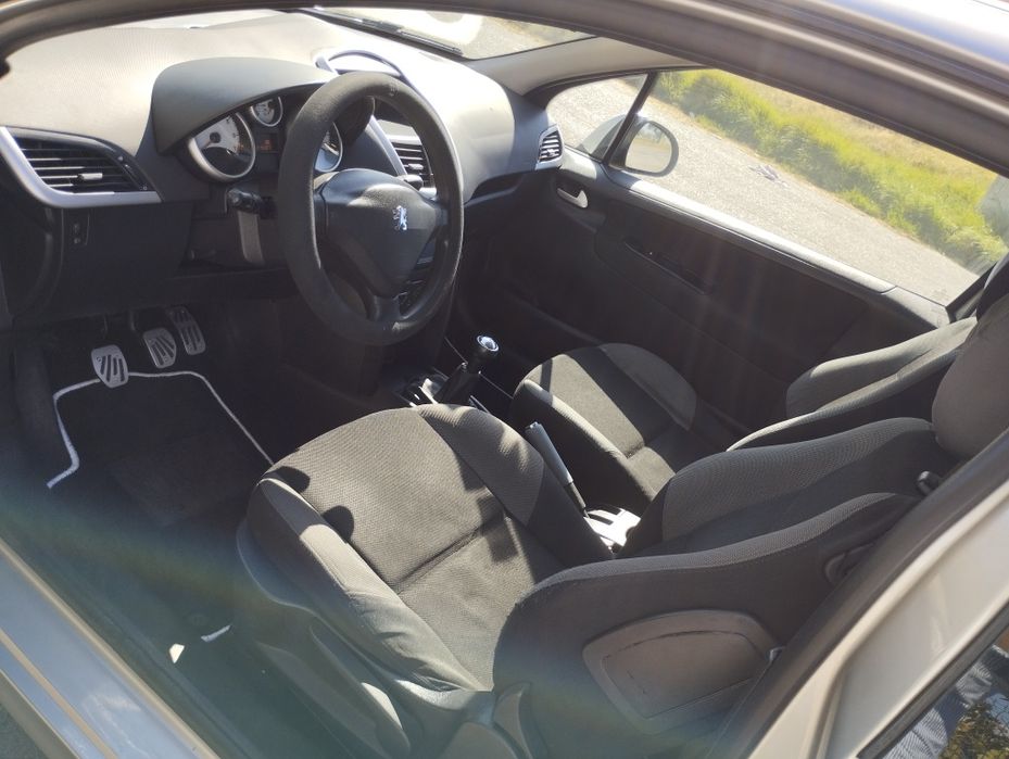Peugeot 207 1.4 16v 2007