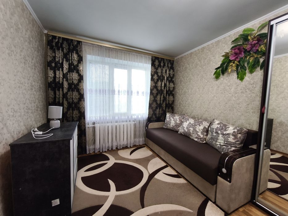 Оренда кімнати в гуртожитку на Київській