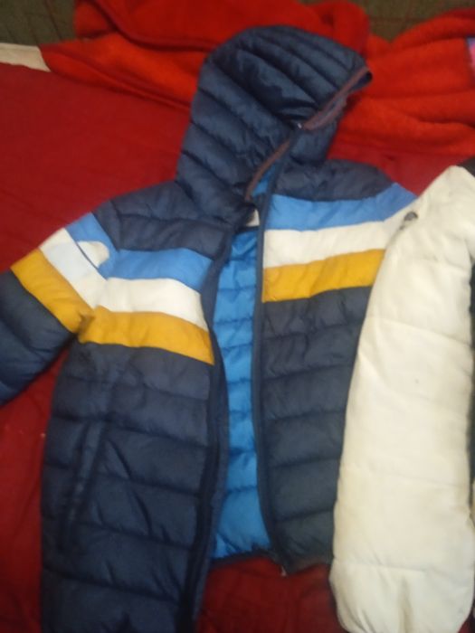 Куртки на ребенка .хор