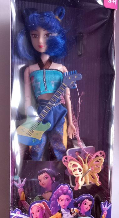 Lalka Zoey z K-Pop Demon Hunters