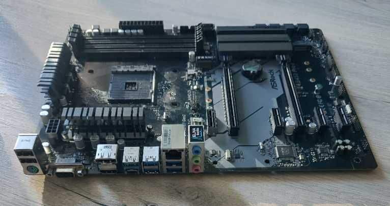 Płyta główna AM4 ASRock B450 Pro4 RYZEN