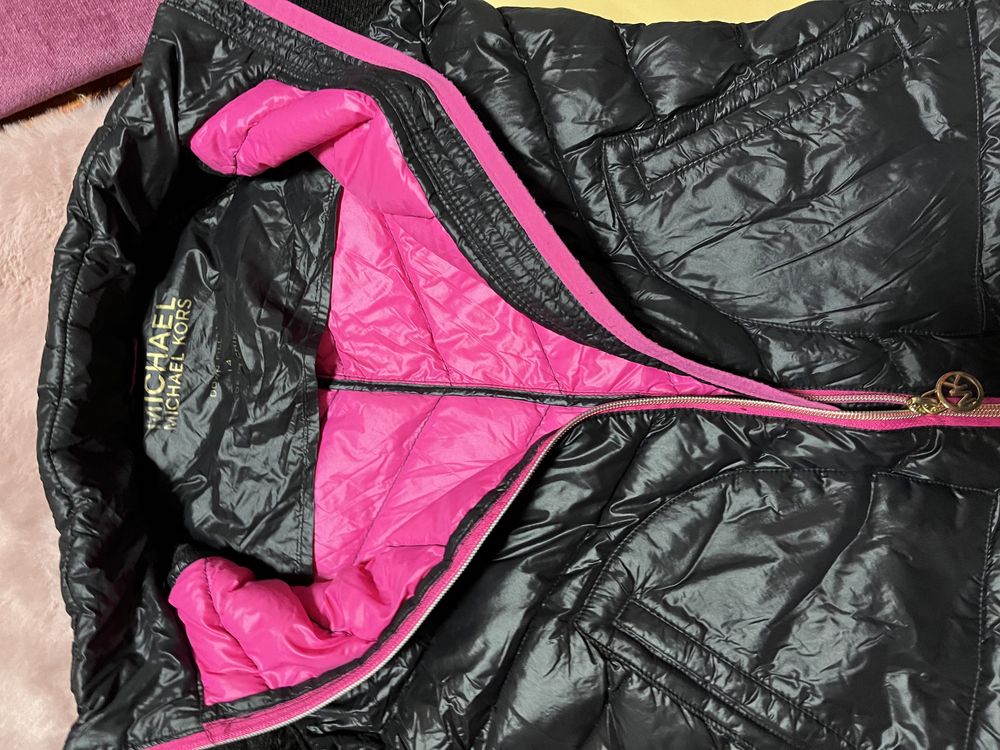 Michael Kors pikowana ocieplana kurtka bluza czarna z kapturem r XS