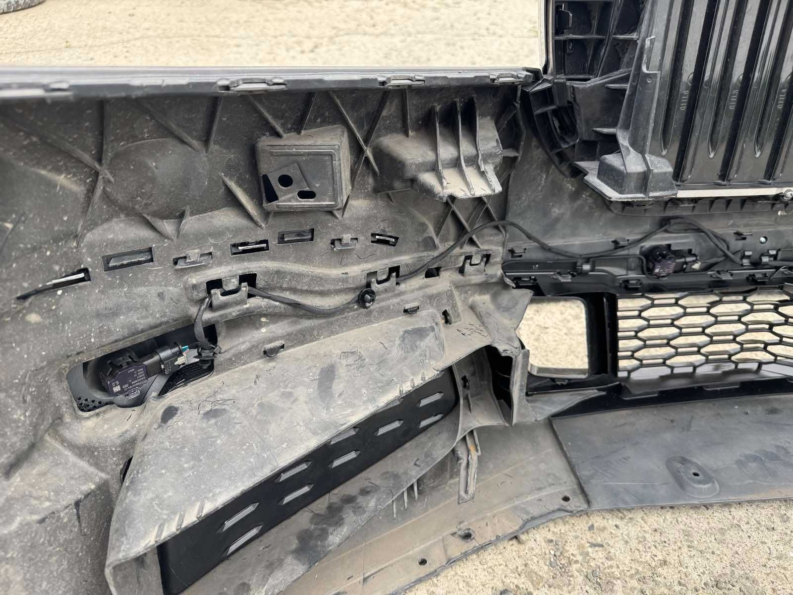 Бампер bmw 7 G12 2019-2022 р панель М пакет г12 g12 LCI бмв 7 проводка