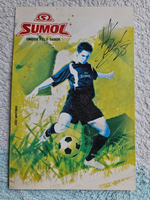 Bola autografada + postal do João Moutinho