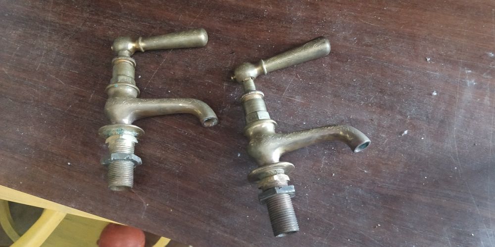 Torneiras inglesas em latão