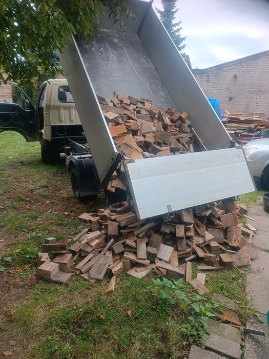 Mała wąska wywrotka Suchy Beton Piach Ziemia Kruszywa Drzewo Transport