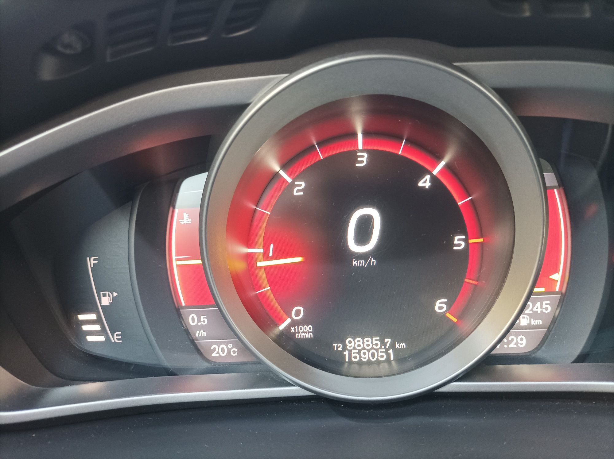 Volvo V40 R-Design D2 2.0 2015