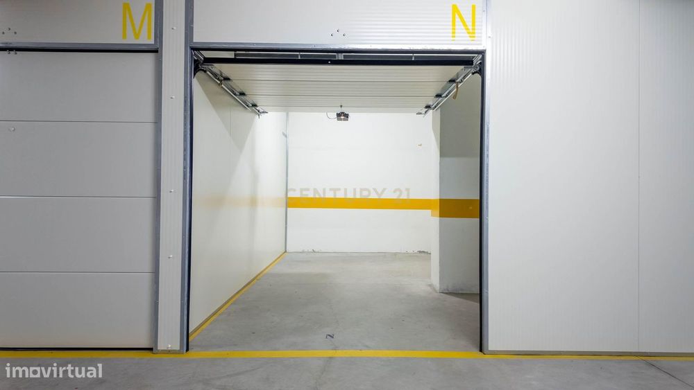 Arrecadação/Box para Arrendamento em Vila Nova de Gaia