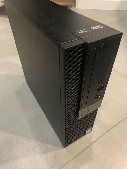 Dell optiplex D7050 intel 7600 ram 16gb ssd 120gb /320gb hdd win10pro