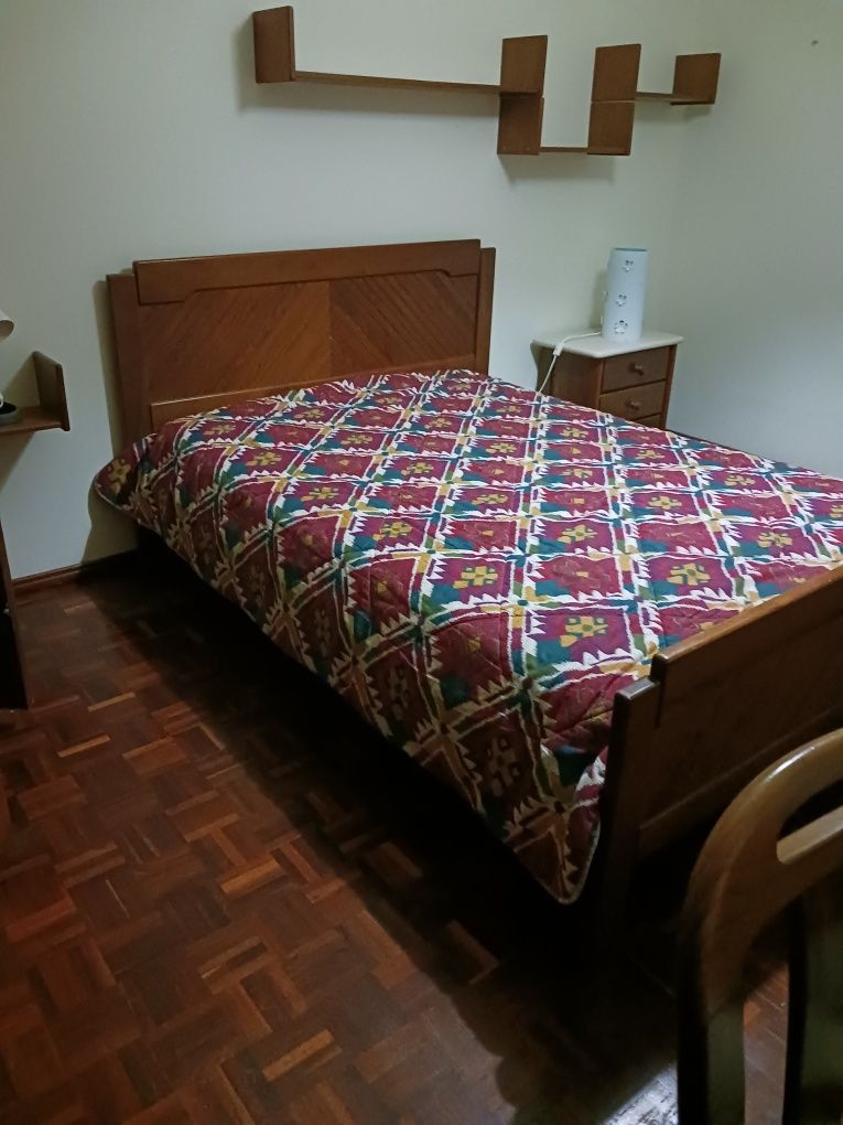 Apartamento T3 va a pe para a praia.