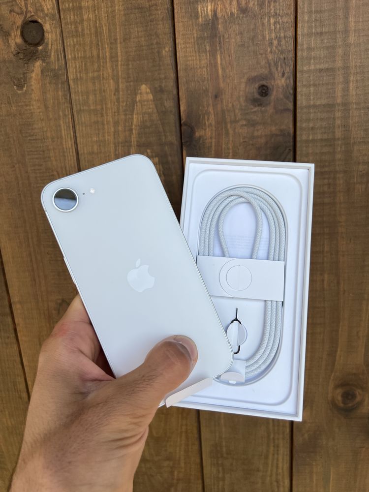 iPhone 16e 128Gb физ 100% akb neverlock