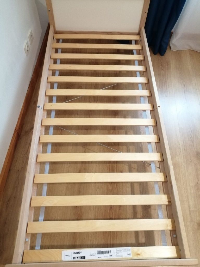 Cama com colchão
