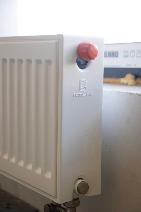 2-кім квартира з можливістю ремонту “під ключ”. Автономне опалення