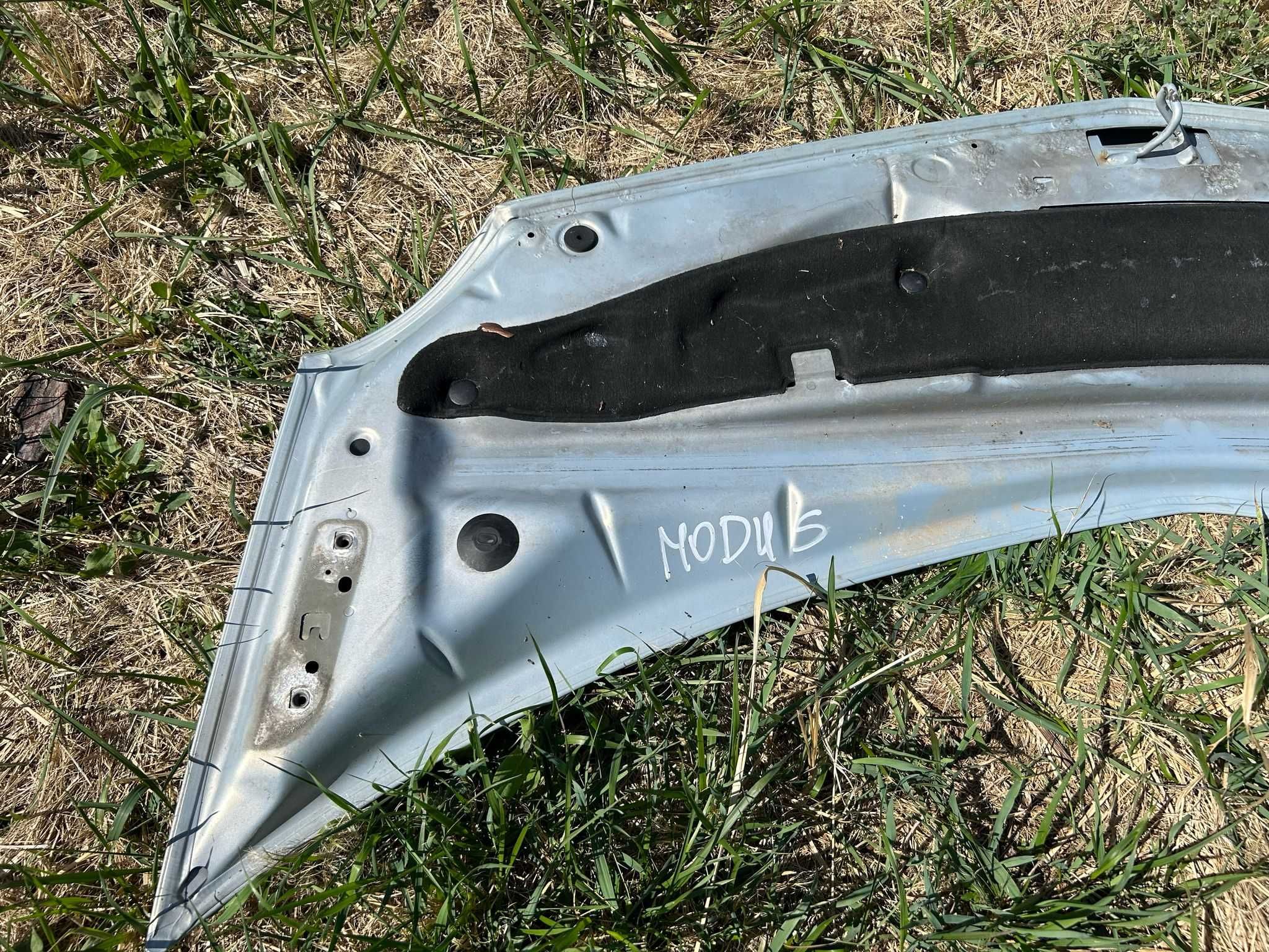 Maska Renault Modus pokrywa silnika lakier MV632