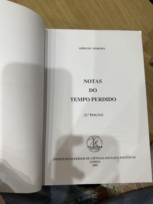 livro ADRIANO MOREIRA - NOTAS DO TEMPO PERDIDO