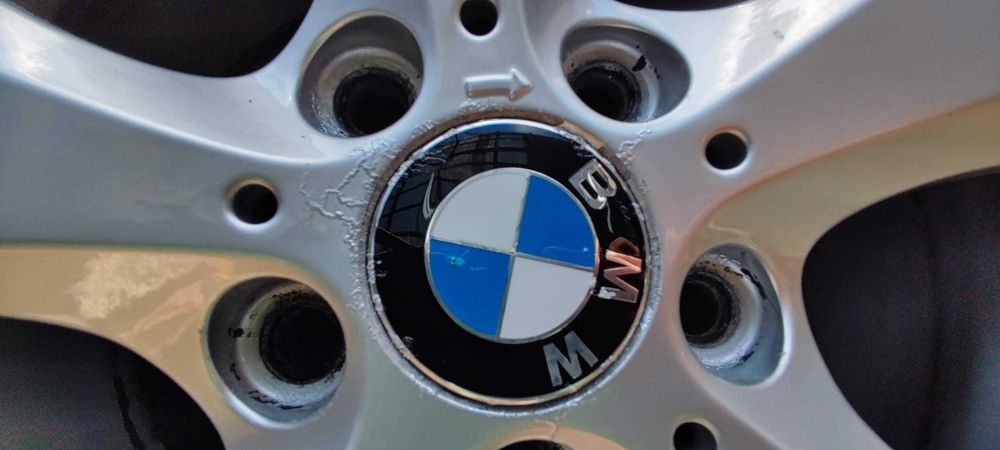 Felgi oryginalne Aluminiowe BMW 5x120  7Jx16  ET31  4-szt