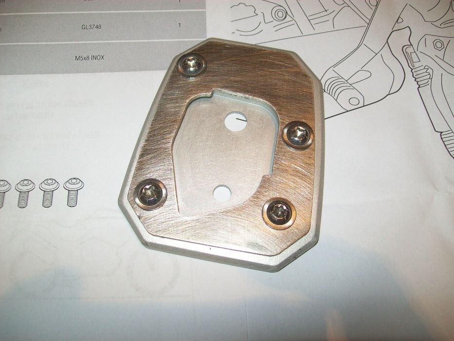 ES5126 G310GS (17>18) BMW poszerzenie stopki GIVI