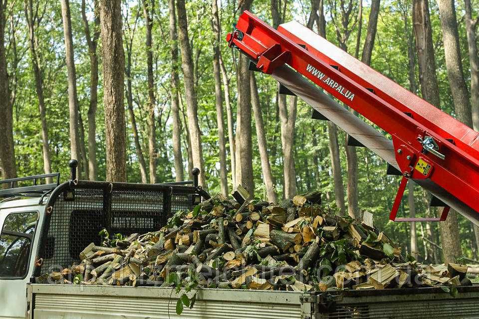 Надаю послугу з подрібнення гілок та дров,а також їх доставка і продаж