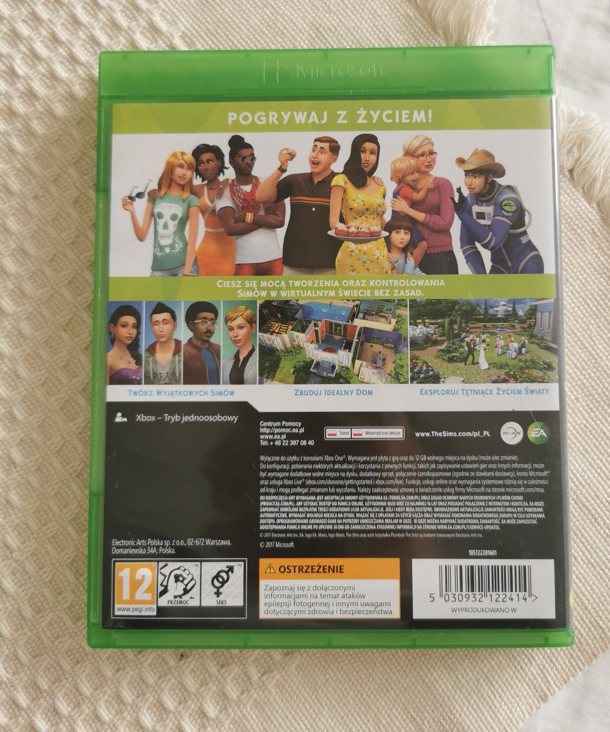 The Sims 4 X box one