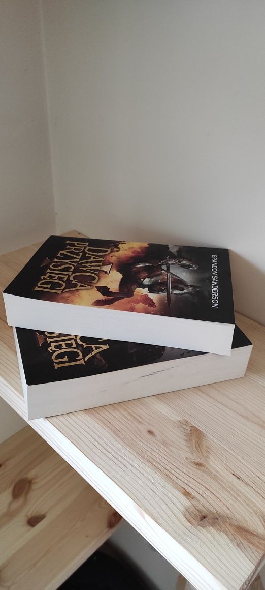 Dawca przysięgi I i II Brandon Sanderson