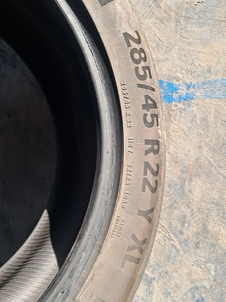 Continental 285/45R22