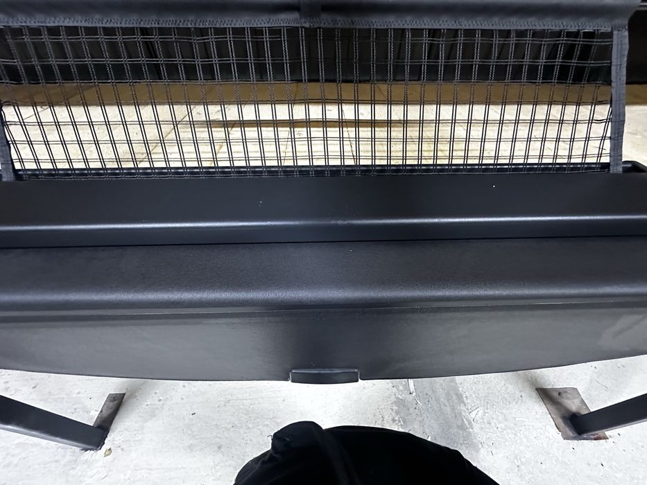 Шторка багажника полиця задня toyota avensis T25 авенсіс